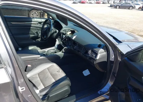 2019 Honda Accord Sport 2.0T z USA, uszkodzony, nr VIN 1HGCV2F31KA033650